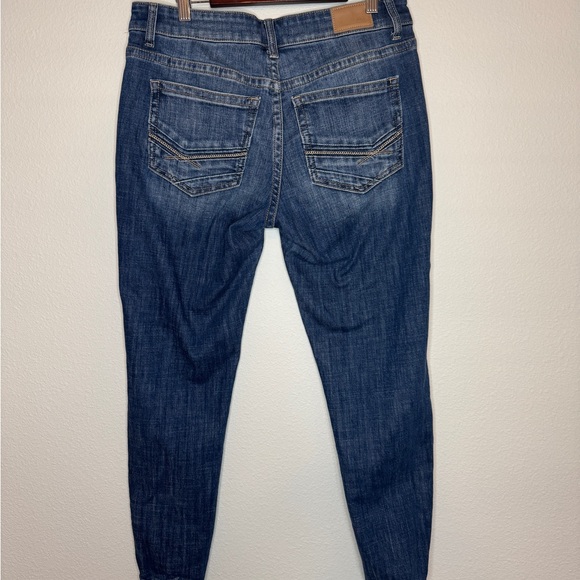 BKE Victoria Universal Fit Mid-Rise Ankle Skinny Jeans Medium Wash Size 28 - Picture 5 of 6